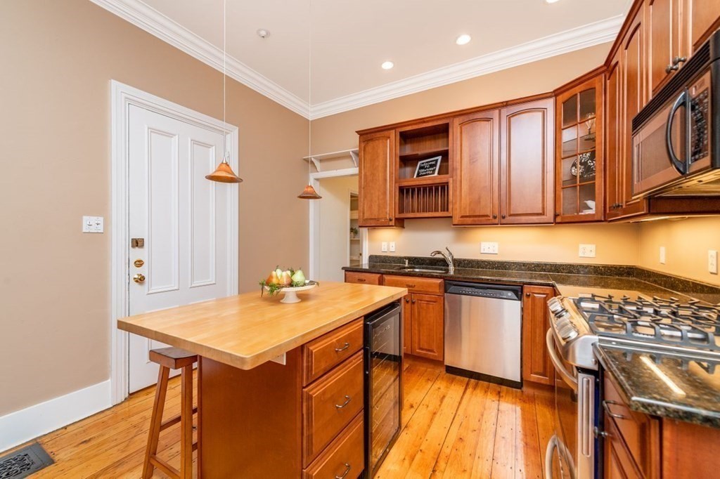 48 Monument Square, Unit 3 Boston, MA 02129 - Photo 15 of 17
