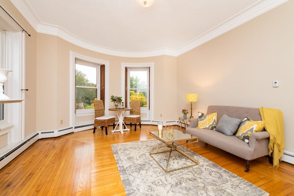 48 Monument Square, Unit 3 Boston, MA 02129 - Photo 4 of 17