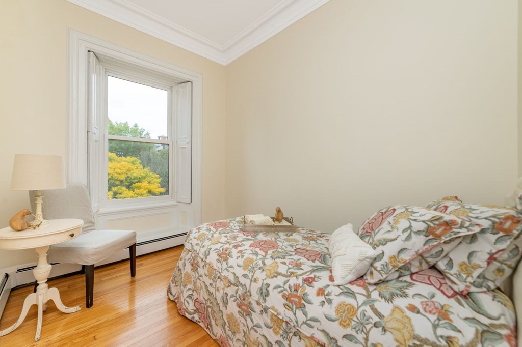 48 Monument Square, Unit 3 Boston, MA 02129 - Photo 10 of 17
