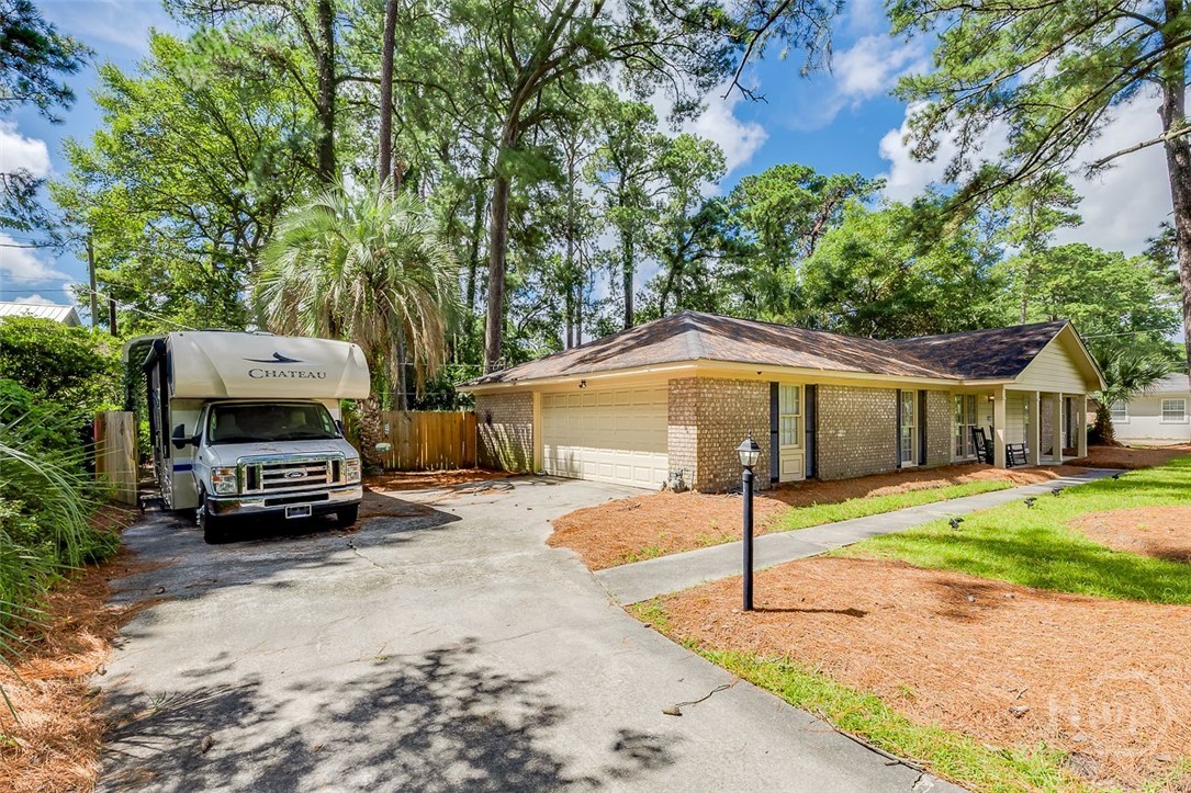 6907 Sand Road Savannah, GA 31410 - Photo 3 of 40