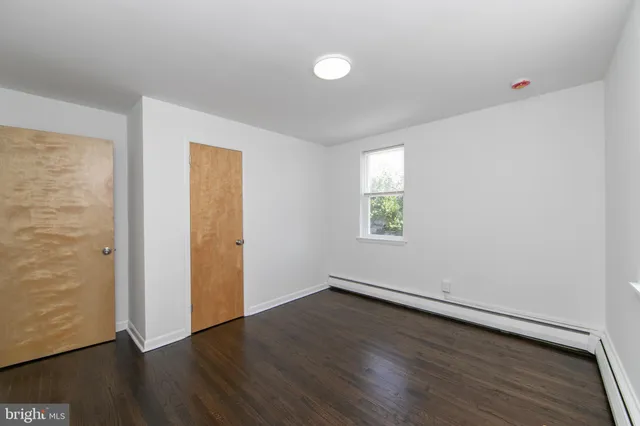 $1,950 | 13 South Black Horse Pike, Unit 1B, Mount Ephraim, NJ 08059