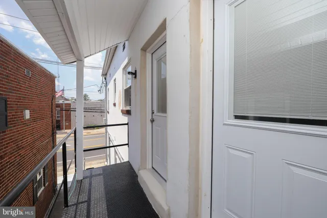 $1,950 | 13 South Black Horse Pike, Unit 1B, Mount Ephraim, NJ 08059