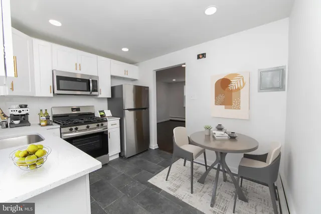 $1,950 | 13 South Black Horse Pike, Unit 1B, Mount Ephraim, NJ 08059