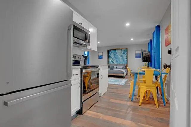 $1,799,000 | 8 College Avenue, Gorham, ME 04038