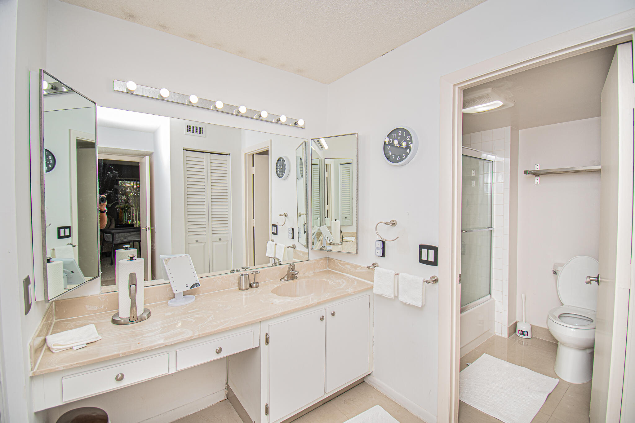 8334 Cypress Lane, Unit 1A Boca Raton, FL 33433 - Photo 13 of 42 DSC_5741