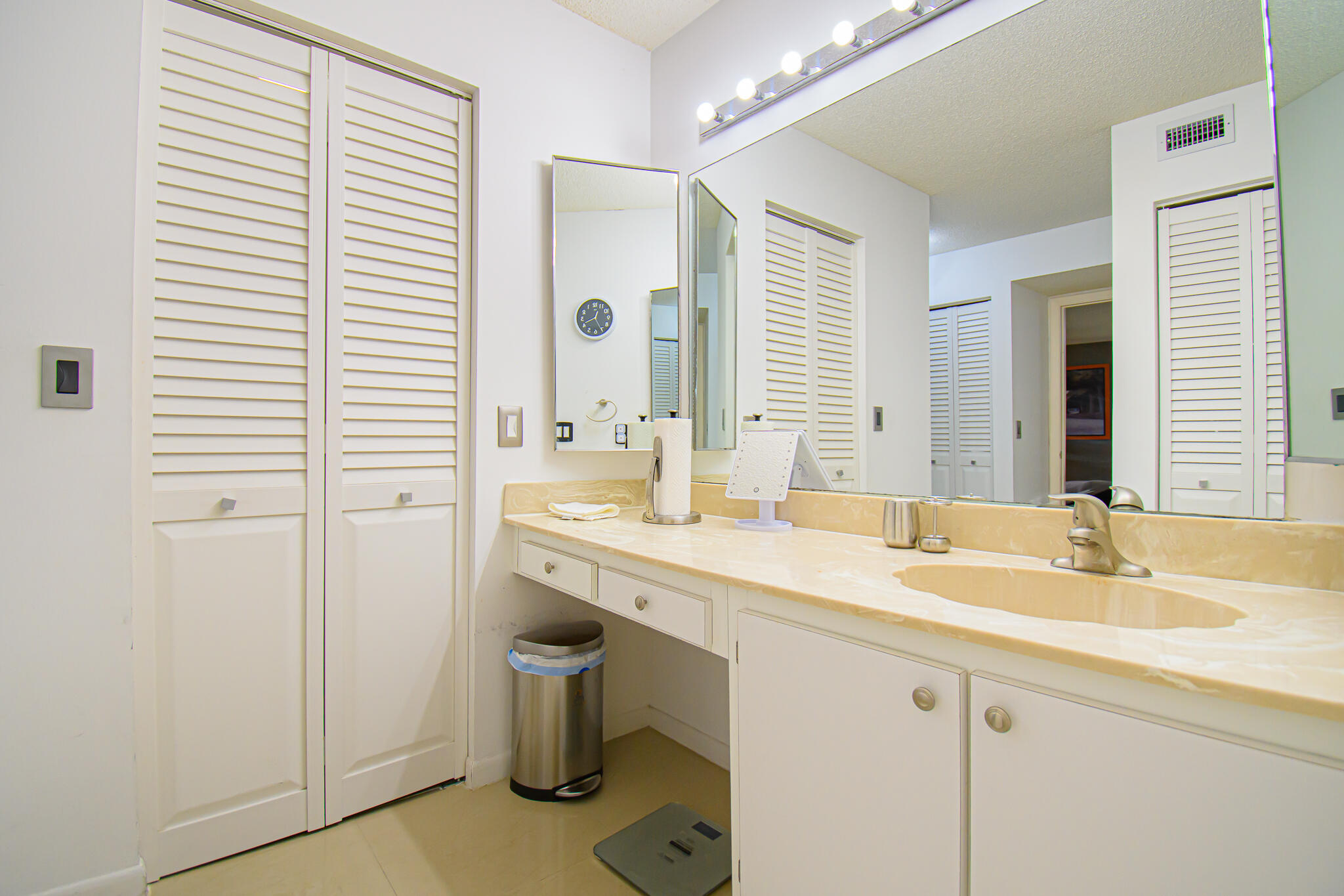 8334 Cypress Lane, Unit 1A Boca Raton, FL 33433 - Photo 17 of 42 DSC_5747