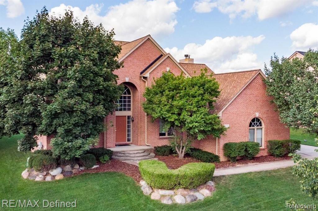 1158 Brunswick Rochester Hills, MI 48309 - Photo 1 of 47