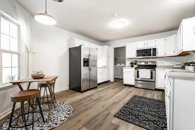 $2,150 | 10513 Blue Springs Lane, Fishers, IN 46037