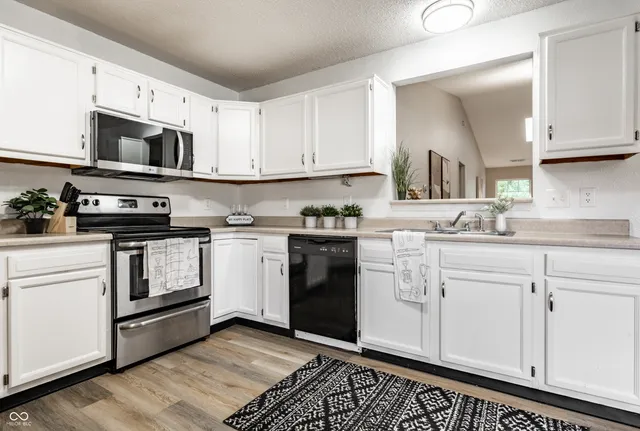 $2,150 | 10513 Blue Springs Lane, Fishers, IN 46037