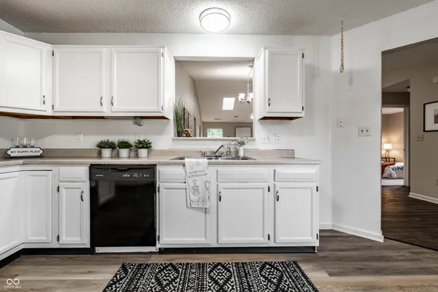 $2,150 | 10513 Blue Springs Lane, Fishers, IN 46037