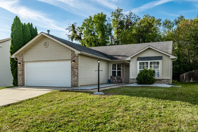 $2,150 | 10513 Blue Springs Lane, Fishers, IN 46037