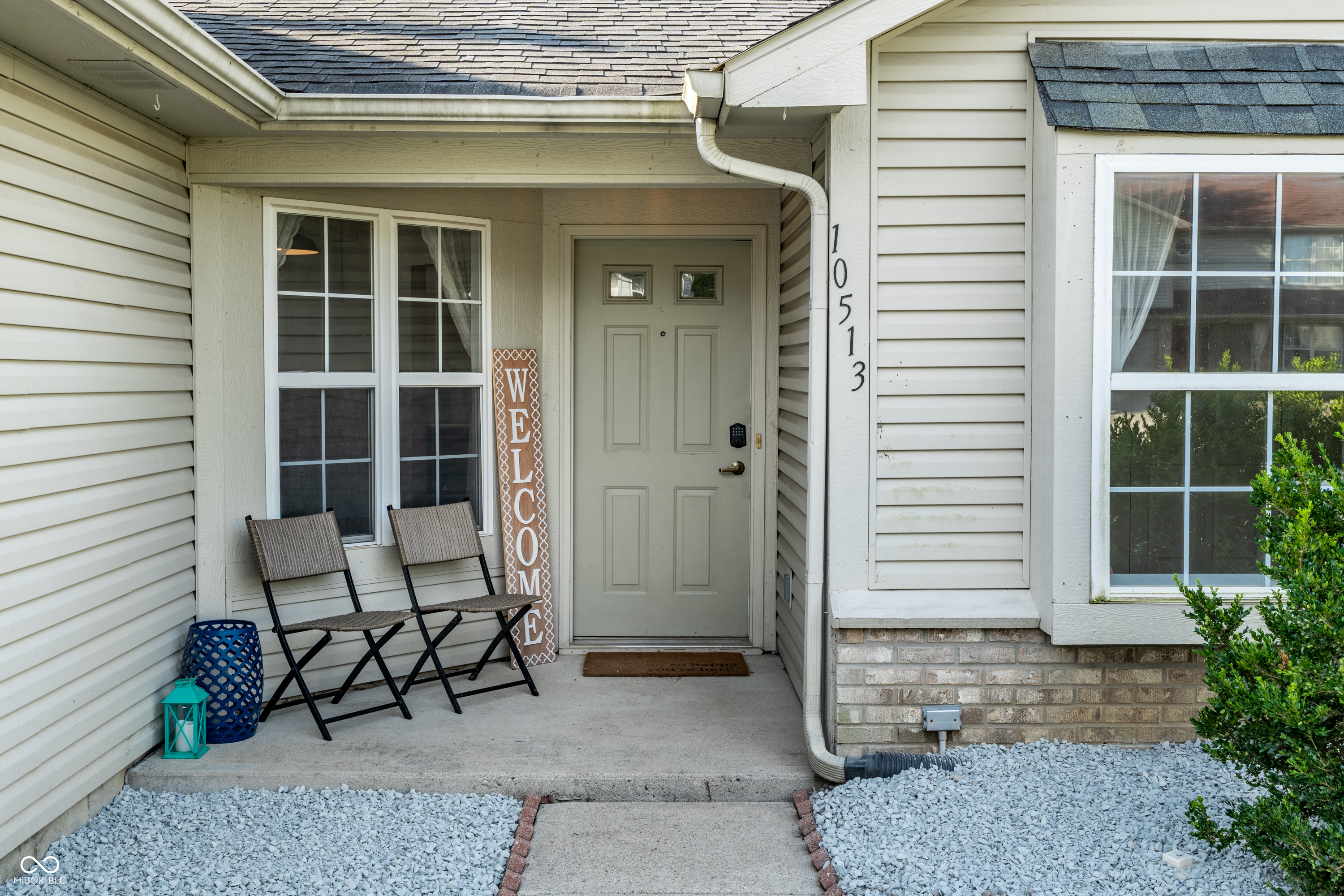 10513 Blue Springs Lane Fishers, IN 46037 - Photo 4 of 42