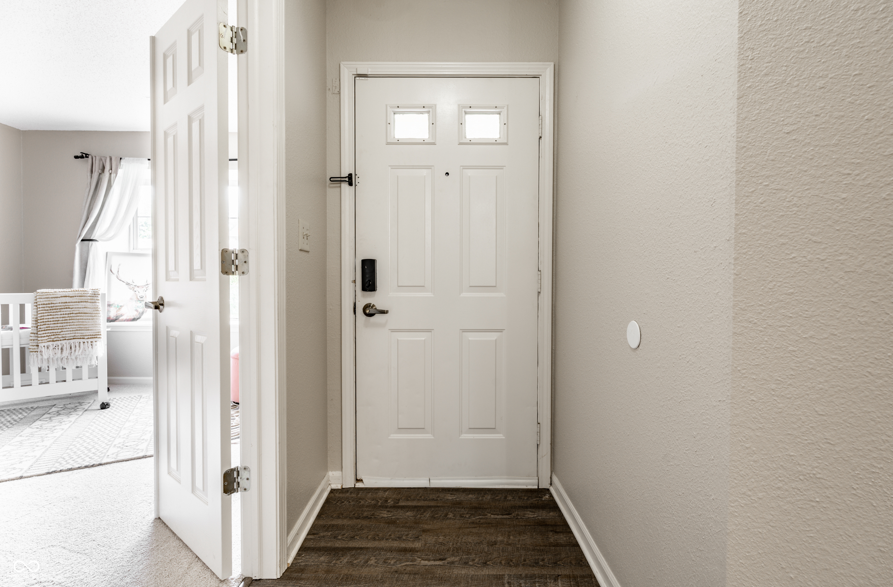 10513 Blue Springs Lane Fishers, IN 46037 - Photo 5 of 42