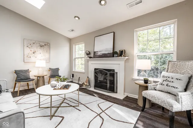 $2,150 | 10513 Blue Springs Lane, Fishers, IN 46037