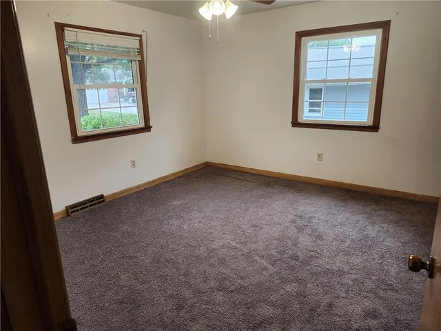 $219,900 | 1745 Lake Trenton Drive, Trenton, MO 64683