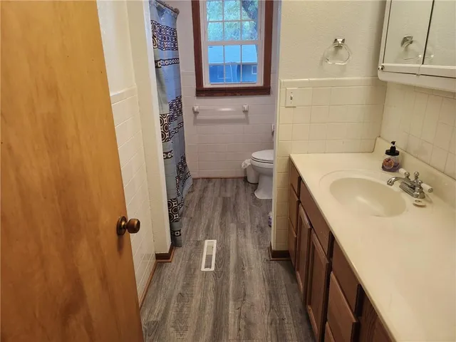 $219,900 | 1745 Lake Trenton Drive, Trenton, MO 64683