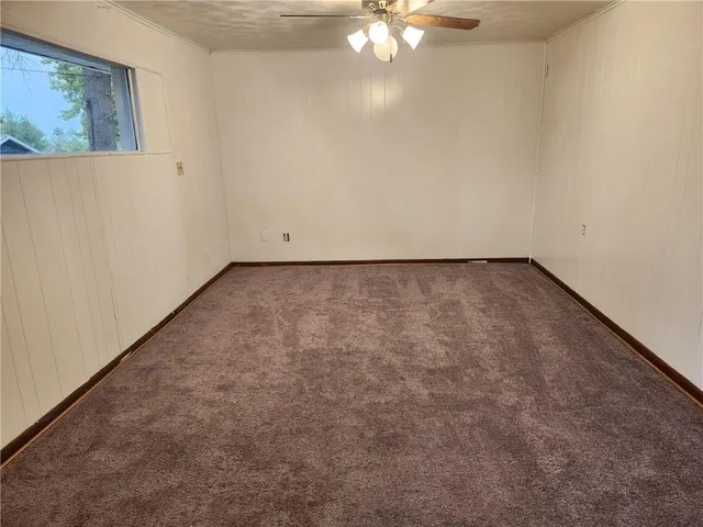 $219,900 | 1745 Lake Trenton Drive, Trenton, MO 64683