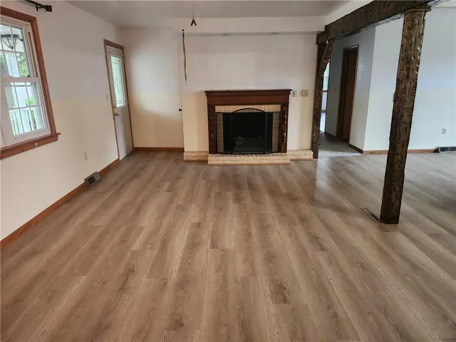 $219,900 | 1745 Lake Trenton Drive, Trenton, MO 64683