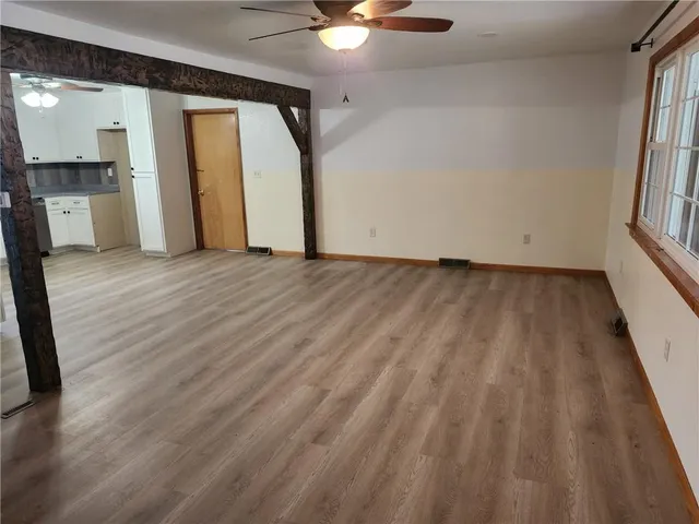 $219,900 | 1745 Lake Trenton Drive, Trenton, MO 64683