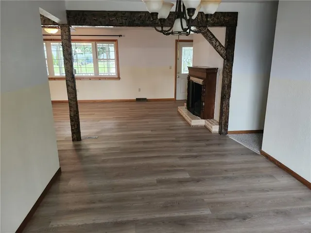 $219,900 | 1745 Lake Trenton Drive, Trenton, MO 64683