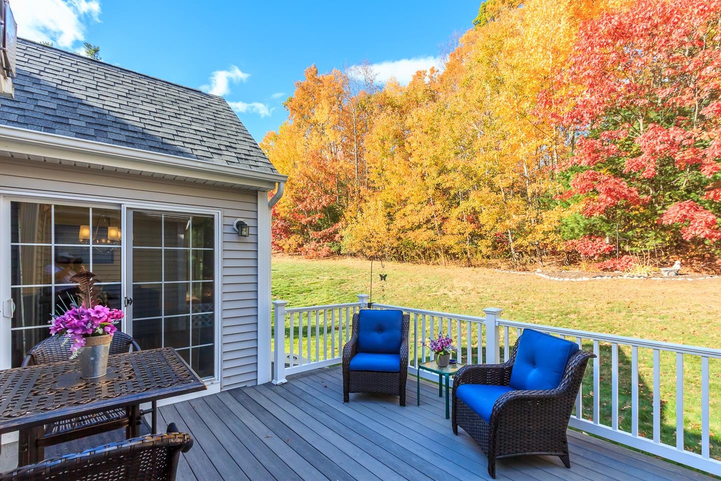 5 Shaker Hill Road Hooksett, NH 03106 - Photo 33 of 45