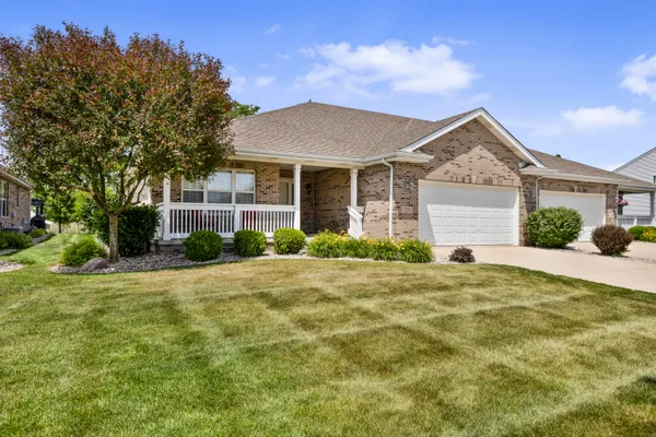 $469,900 | 1351 Dalemont Way, Dyer, IN 46311