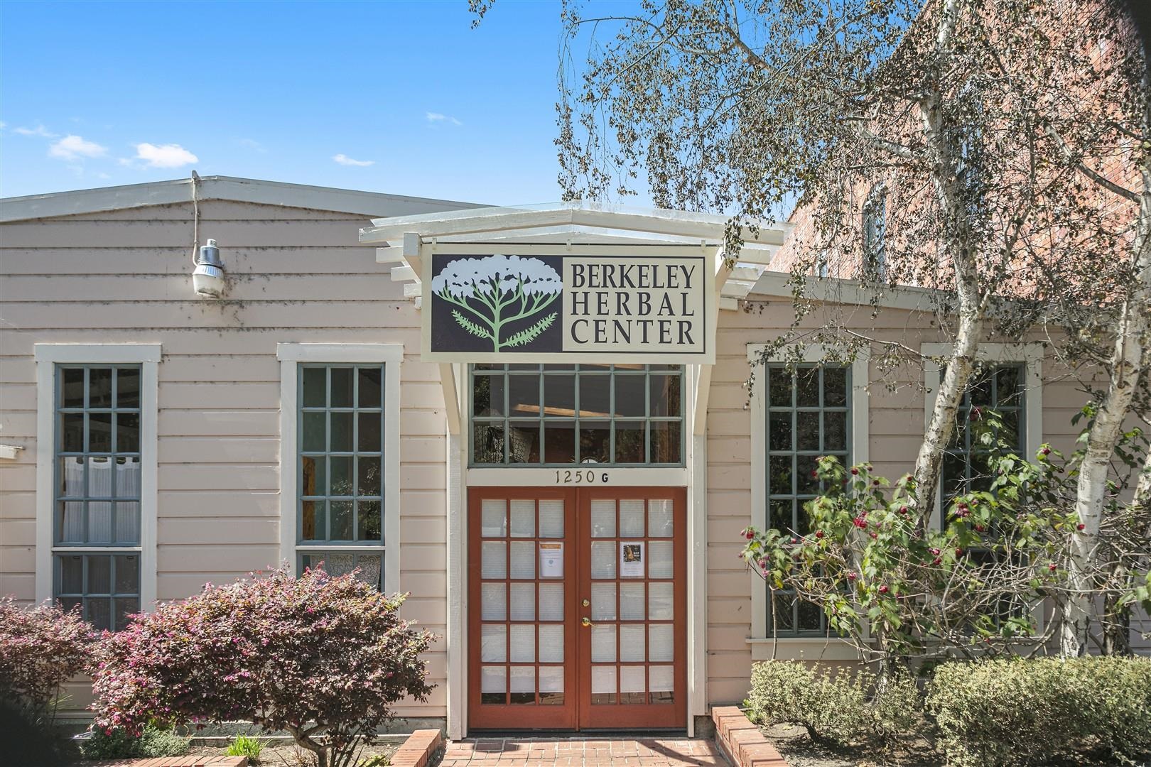 1436 Delaware Street Berkeley, CA 94702 - Photo 43 of 60 View of exterior entry with french doors