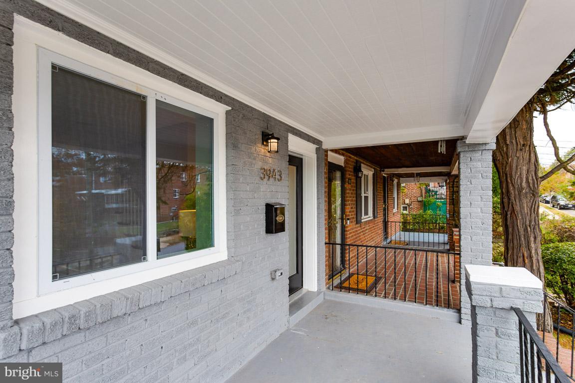 3943 R Street Southeast Washington, DC 20020 - Photo 4 of 24 Gallery Image 4
