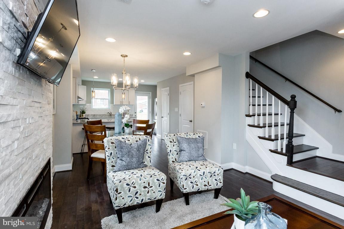 3943 R Street Southeast Washington, DC 20020 - Photo 5 of 24 Gallery Image 5