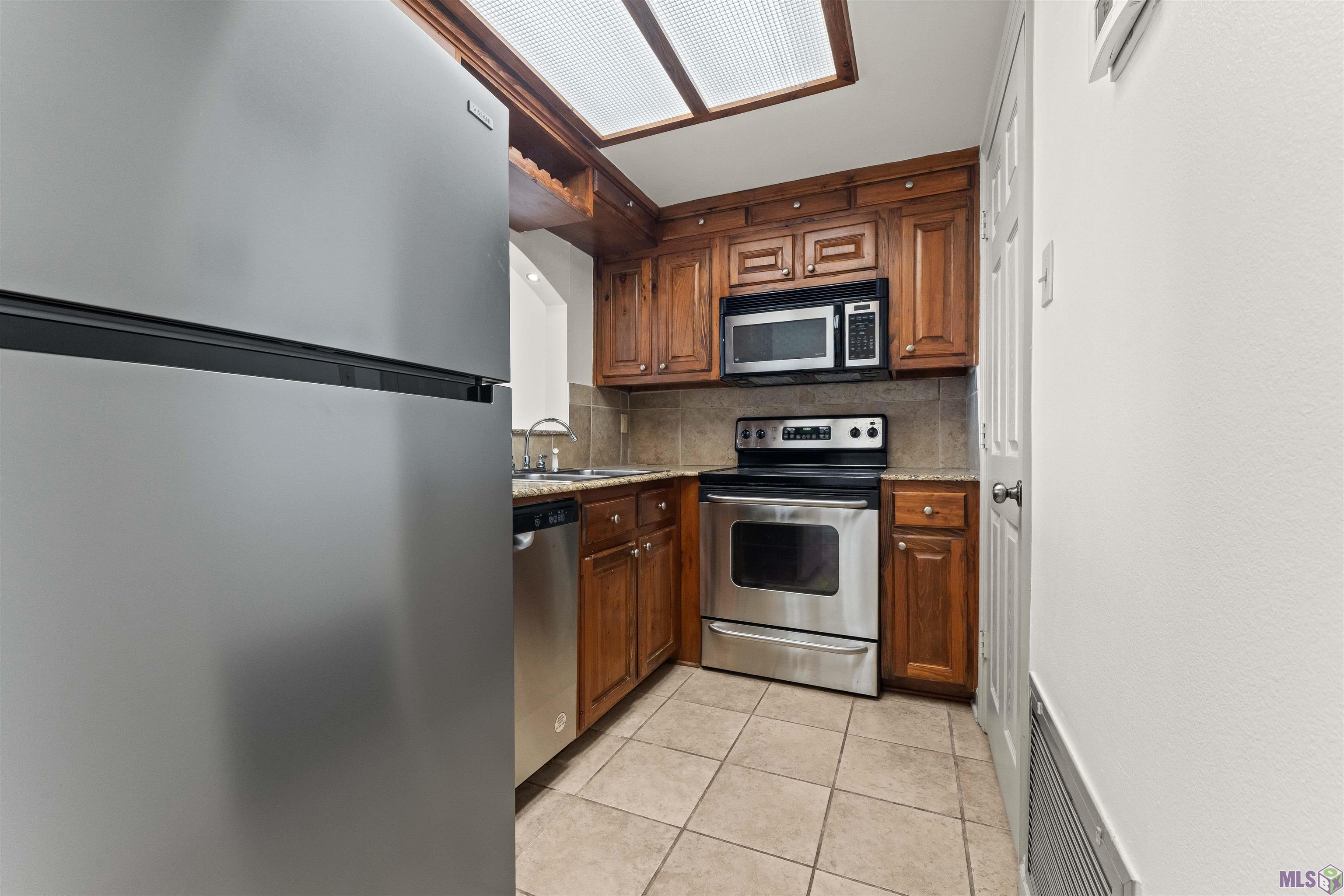 2045 North 3rd Street, Unit 418 Baton Rouge, LA 70802 - Photo 4 of 15