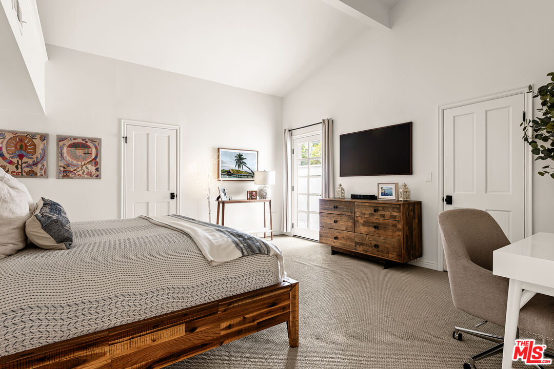 13641 Bayliss Road Los Angeles, CA 90049 - Photo 20 of 30