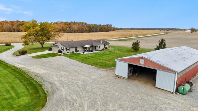 $495,000 | 3630 South State Road 1, Hamilton, IN 46742