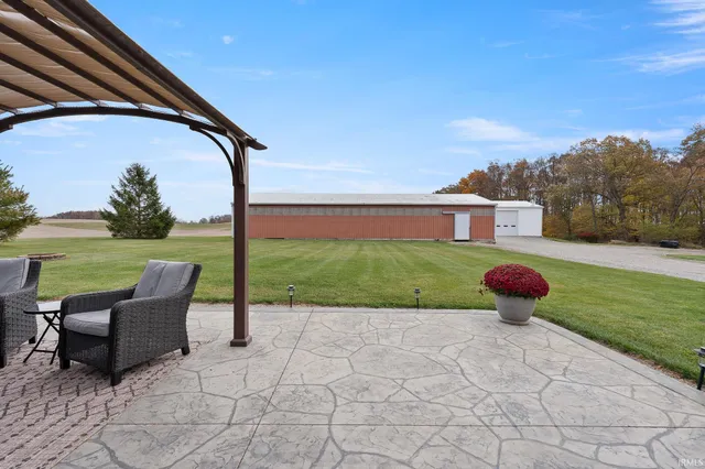 $495,000 | 3630 South State Road 1, Hamilton, IN 46742