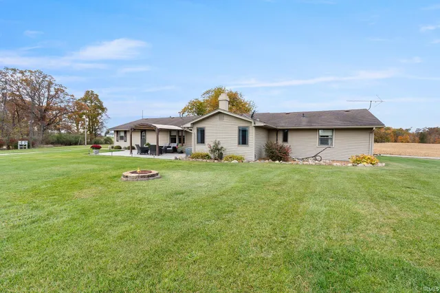$495,000 | 3630 South State Road 1, Hamilton, IN 46742