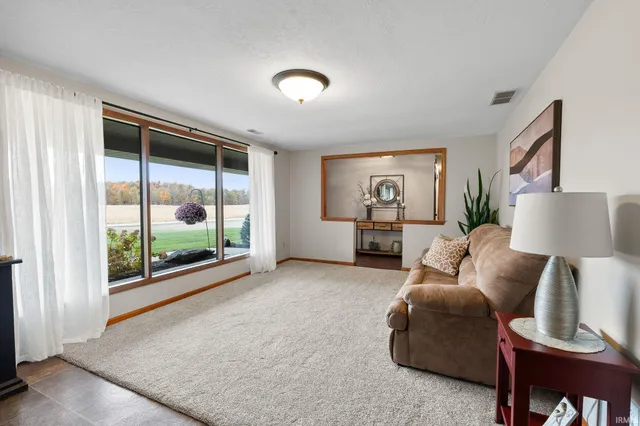 $495,000 | 3630 South State Road 1, Hamilton, IN 46742