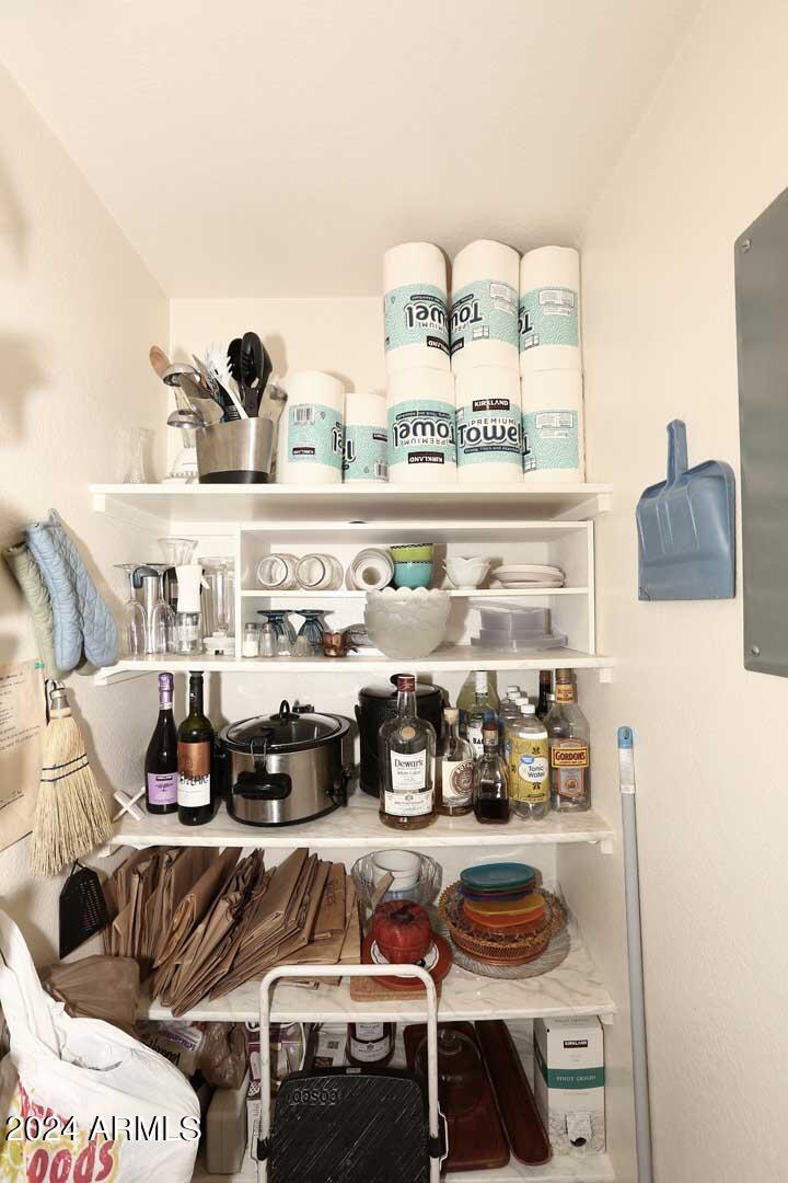 6945 East Cochise Road, Unit 122 Paradise Valley, AZ 85253 - Photo 8 of 35 Kitchen-Pantry2