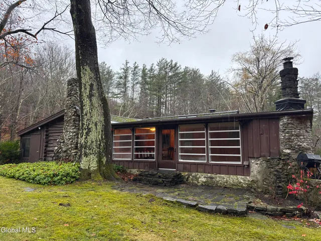 $149,000 | 140 East Hollow Road, Petersburgh, NY 12138