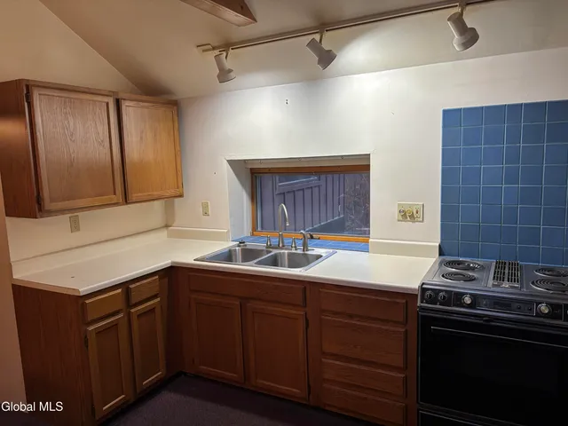 $149,000 | 140 East Hollow Road, Petersburgh, NY 12138