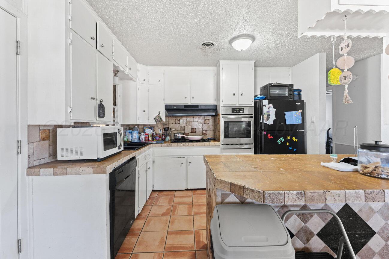4707 South Austin Street Amarillo, TX 79110 - Photo 12 of 40 Kitchen-5