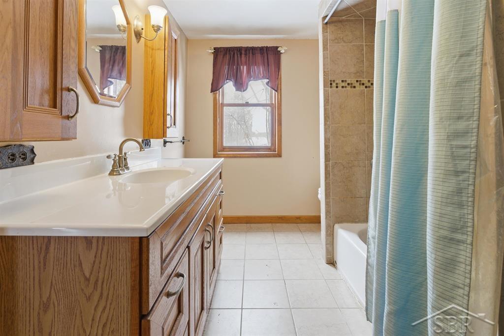 2177 West Knox Road Beaverton, MI 48612 - Photo 6 of 34