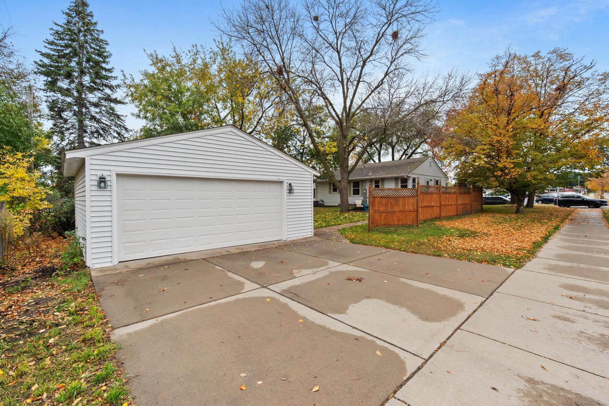 7601 Elliot Avenue Richfield, MN 55423 - Photo 29 of 34