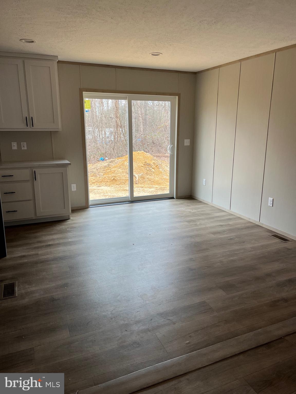 334 Opal Road Millville, NJ 08332 - Photo 8 of 15 a view of an empty room with a window