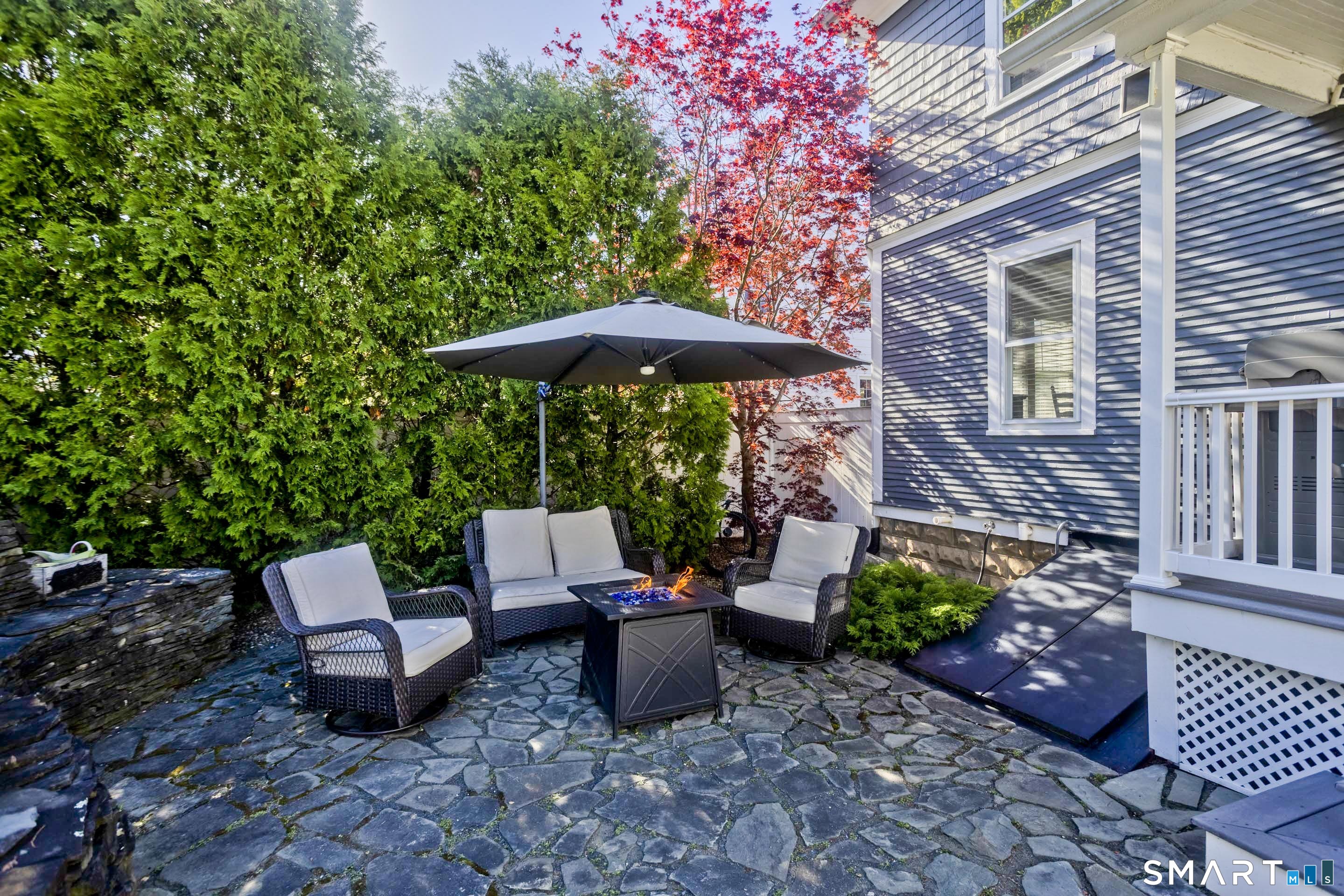 6 James Street Windsor Locks, CT 06096 - Photo 7 of 38