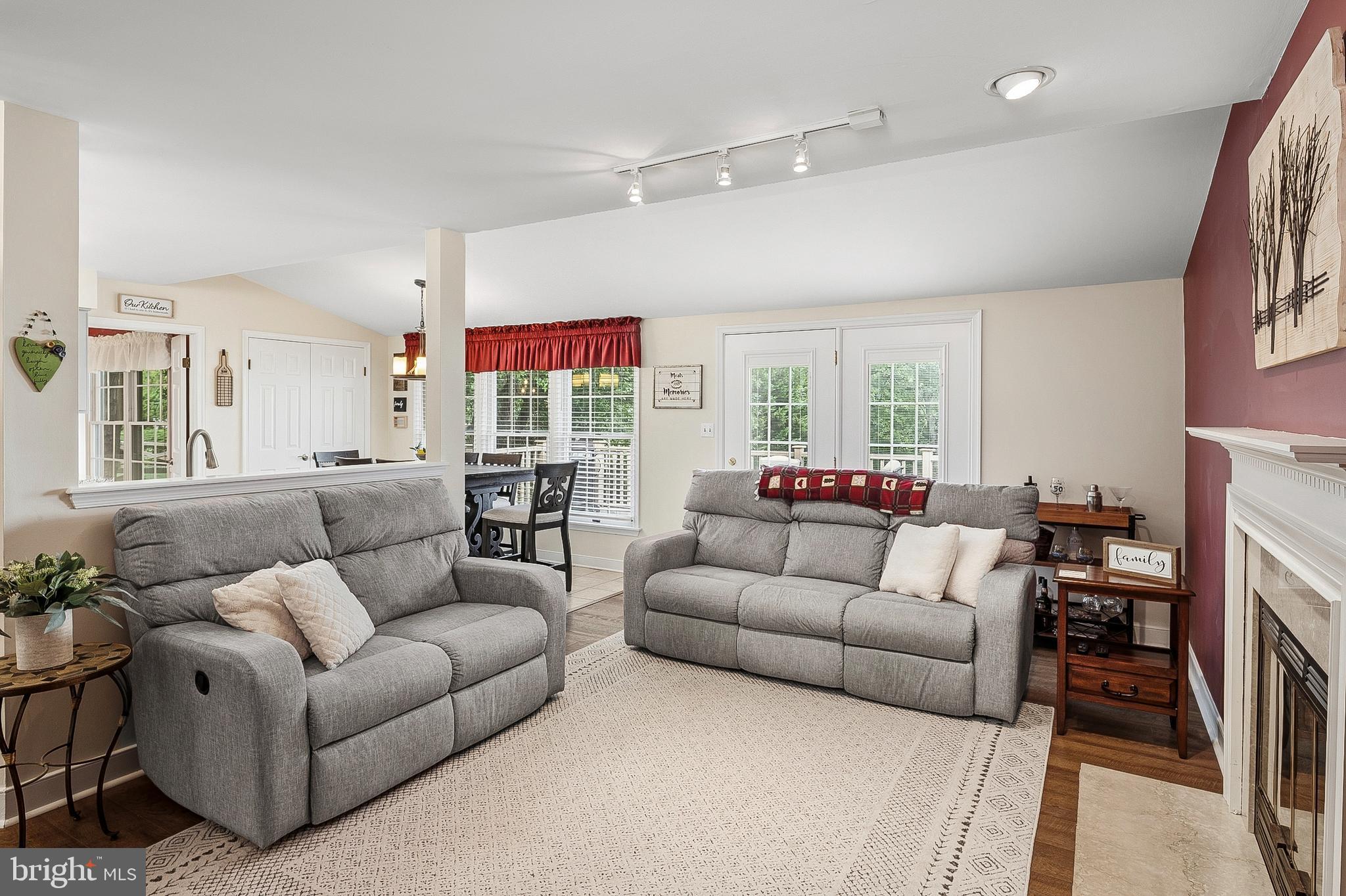 9201 Gardenia Road Nottingham, MD 21236 - Photo 17 of 54 Family Room (alt viewa)