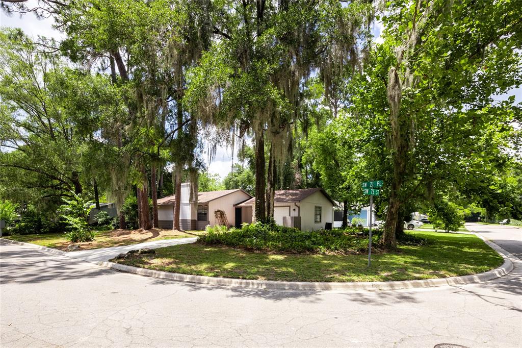 2116 Southwest 73rd Street Gainesville, FL 32607 - Photo 3 of 35