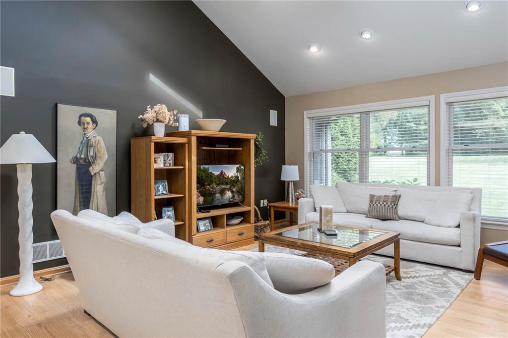 924 Old Washington Road Canonsburg, PA 15317 - Photo 14 of 46 a living room with furniture and a large window