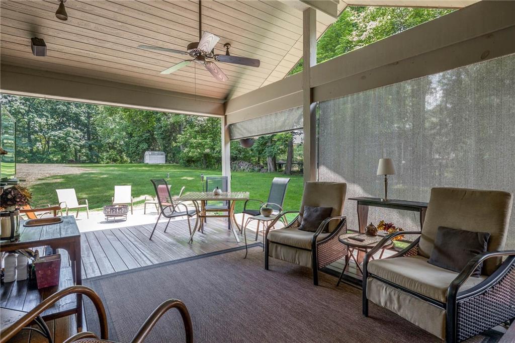 924 Old Washington Road Canonsburg, PA 15317 - Photo 38 of 46 a outdoor space with furniture and garden view