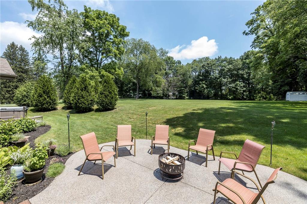 924 Old Washington Road Canonsburg, PA 15317 - Photo 42 of 46 a view of a chairs and table in the garden
