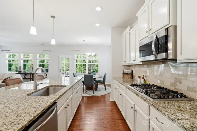 $599,900 | 128 Van Gogh Trail, Mount Holly, NC 28120