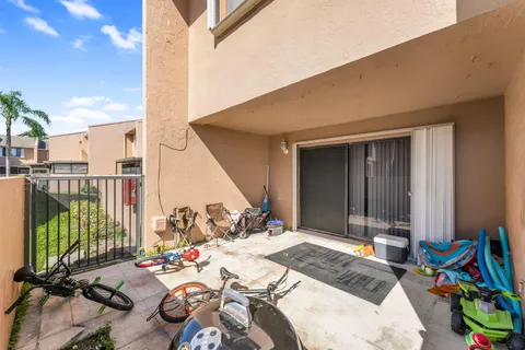 $280,000 | 139 Sparrow Drive, Unit 2A, Royal Palm Beach, FL 33411